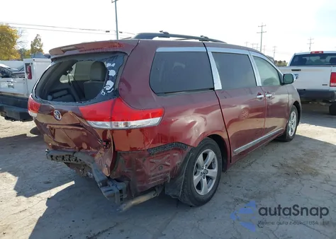 2013 Toyota Sienna Le V6 8 Passenger from USA, damaged, VIN 5TDKK3DC3DS281433